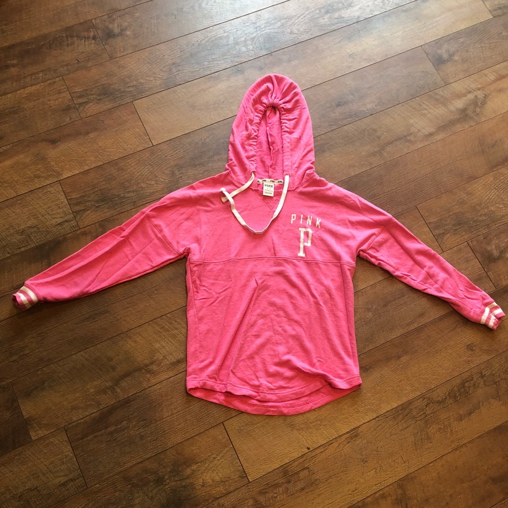 Pullover hoodie